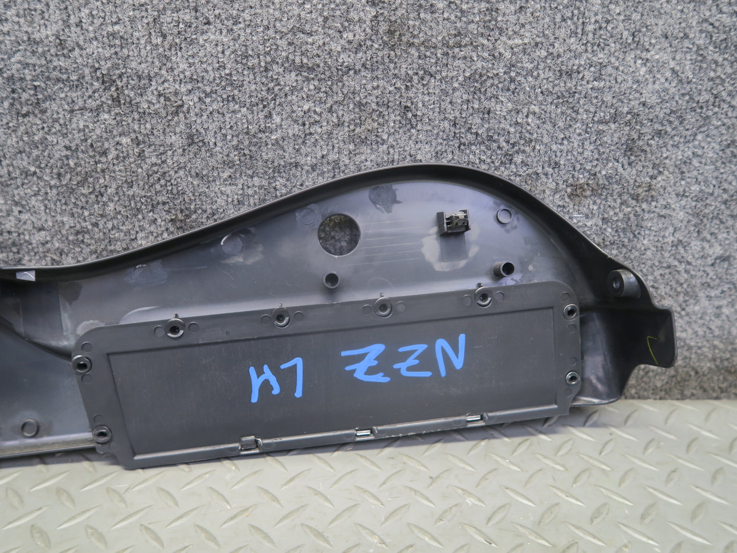 04-09 Nissan 350Z Z33 Left Driver Seat Trim Cover Panel Black 87380-CD010  OEM