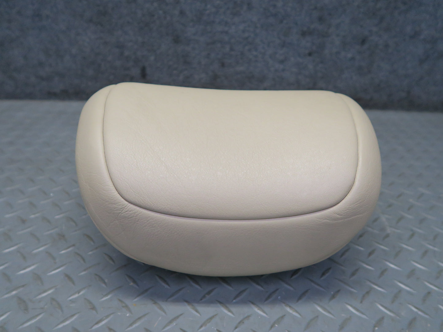 2008-2011 Lexus URJ201L LX570 Front Left Driver Side Leather Headrest