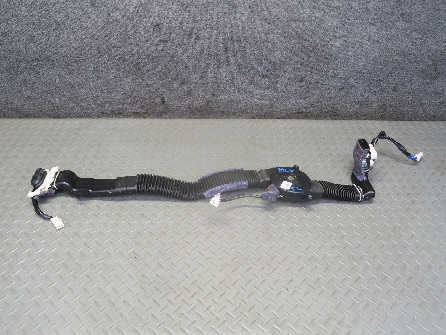2008-2015 Lexus URJ201L LX570 Front Right Side Seat Climate Blower Assembly
