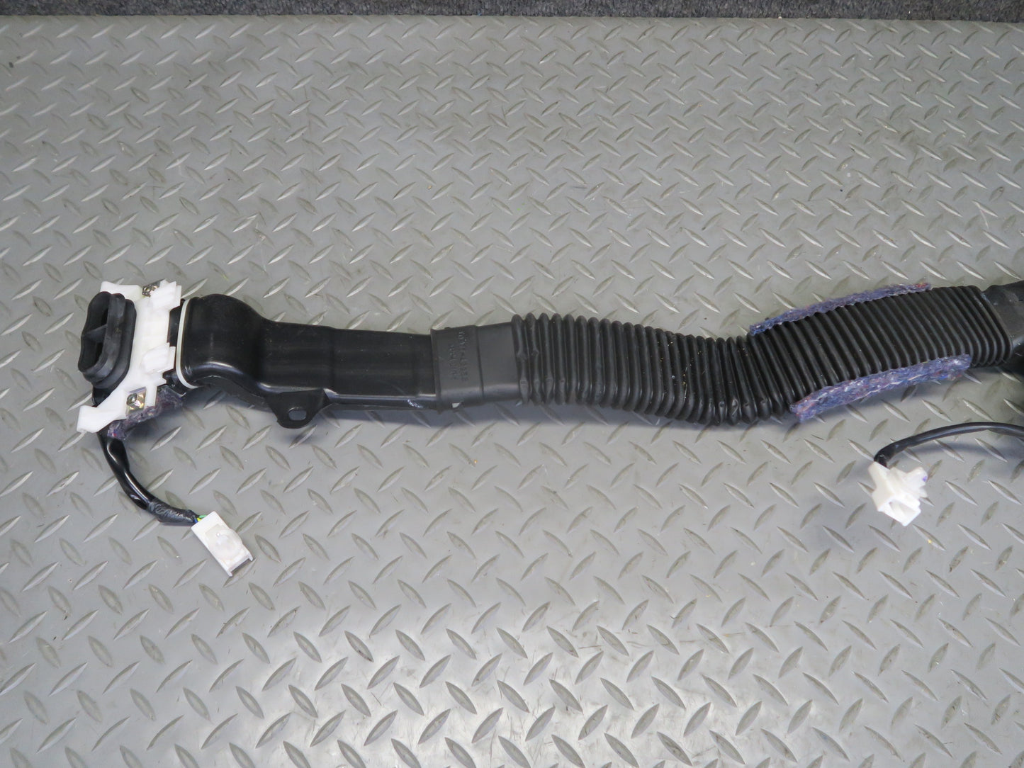 2008-2015 Lexus URJ201L LX570 Front Right Side Seat Climate Blower Assembly