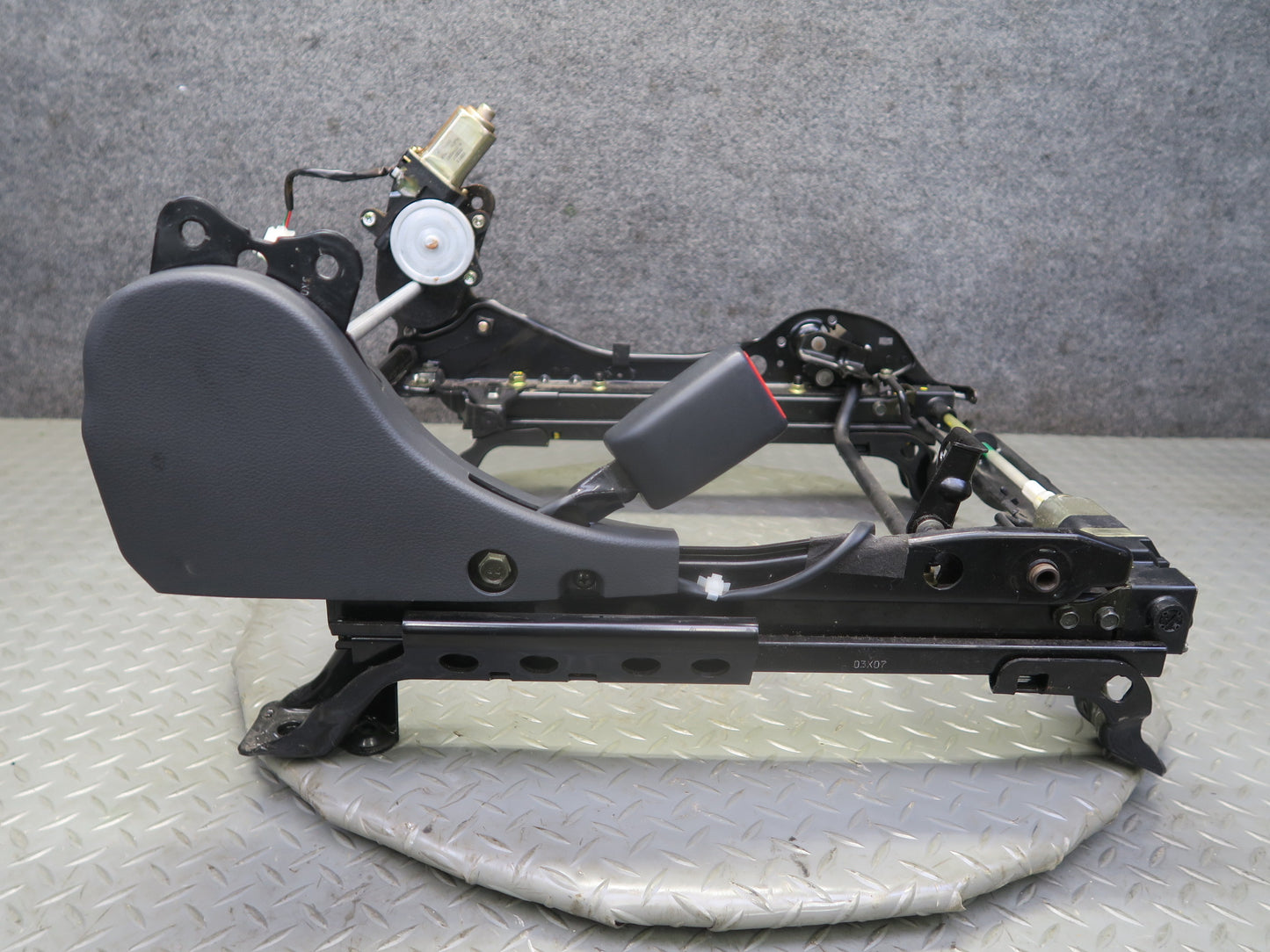 04-05 Nissan 350Z Z33 Convert Front Left Seat Lower Frame Track Rail w Motor OEM