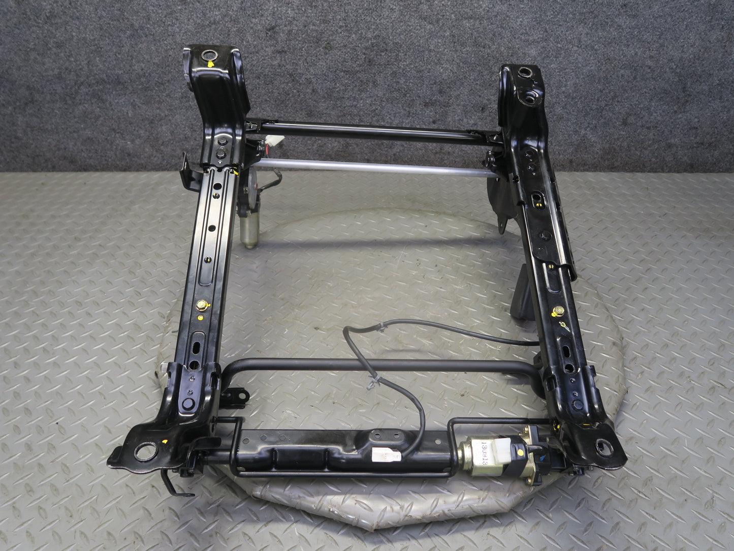 04-05 Nissan 350Z Z33 Convert Front Left Seat Lower Frame Track Rail w Motor OEM