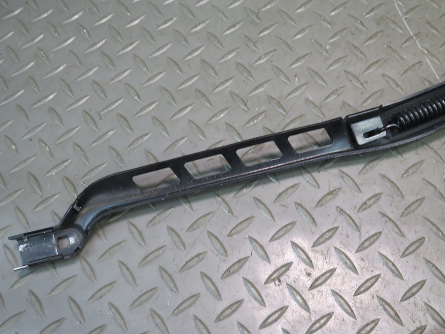 2017-2019 Mercedes X166 GLS450 Front Windshield Left & Right Wiper Arm Set of 2