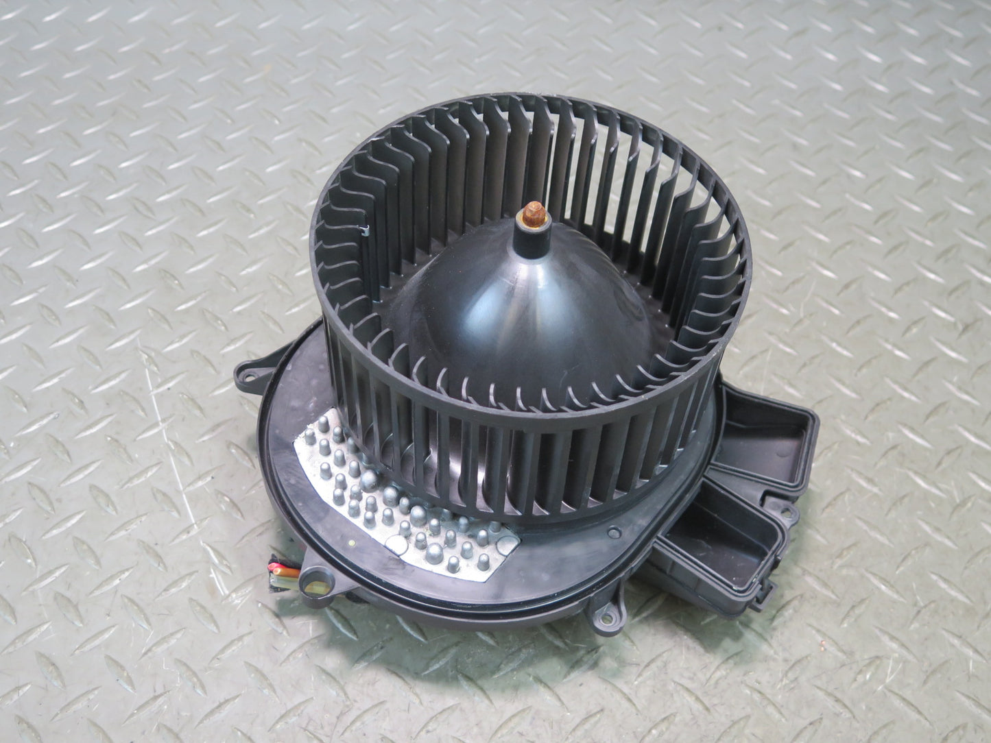 2017-2019 Mercedes X166 GLS Front A/C Heater Blower Motor Fan w Resistor