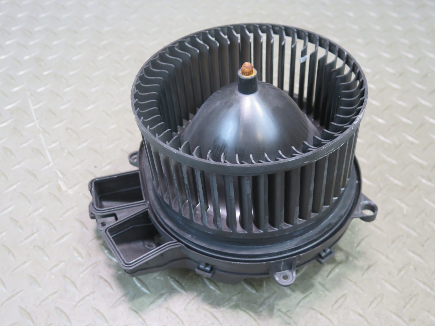 2017-2019 Mercedes X166 GLS Front A/C Heater Blower Motor Fan w Resistor