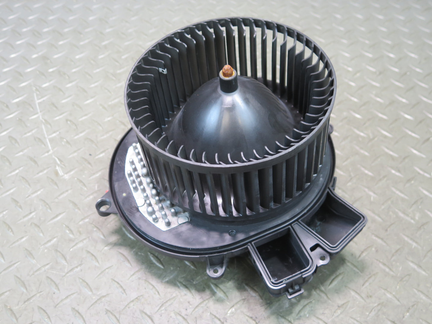 2017-2019 Mercedes X166 GLS Front A/C Heater Blower Motor Fan w Resistor