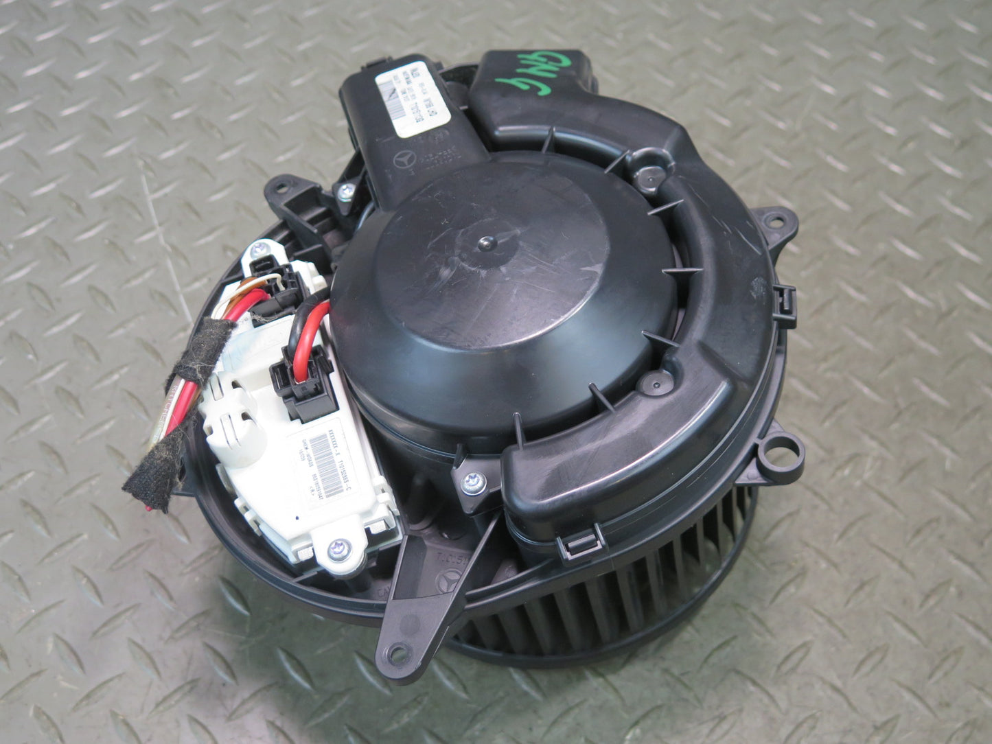 2017-2019 Mercedes X166 GLS Front A/C Heater Blower Motor Fan w Resistor