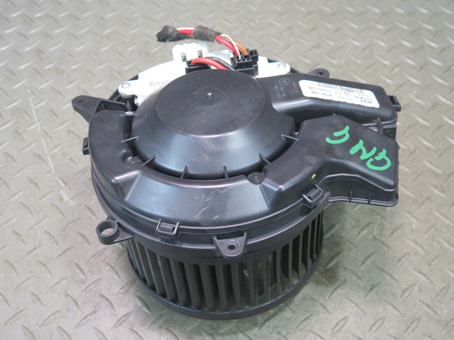 2017-2019 Mercedes X166 GLS Front A/C Heater Blower Motor Fan w Resistor