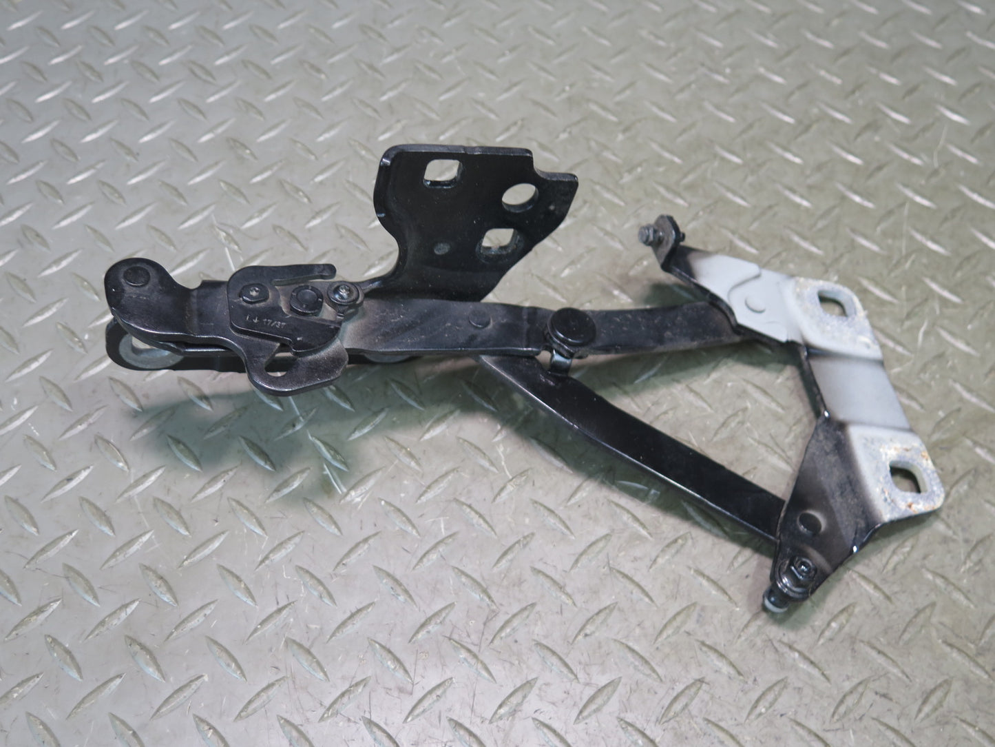 2012-2019 Mercedes X166 GL GLS Front Left & Right Hood Hinge Set of 2