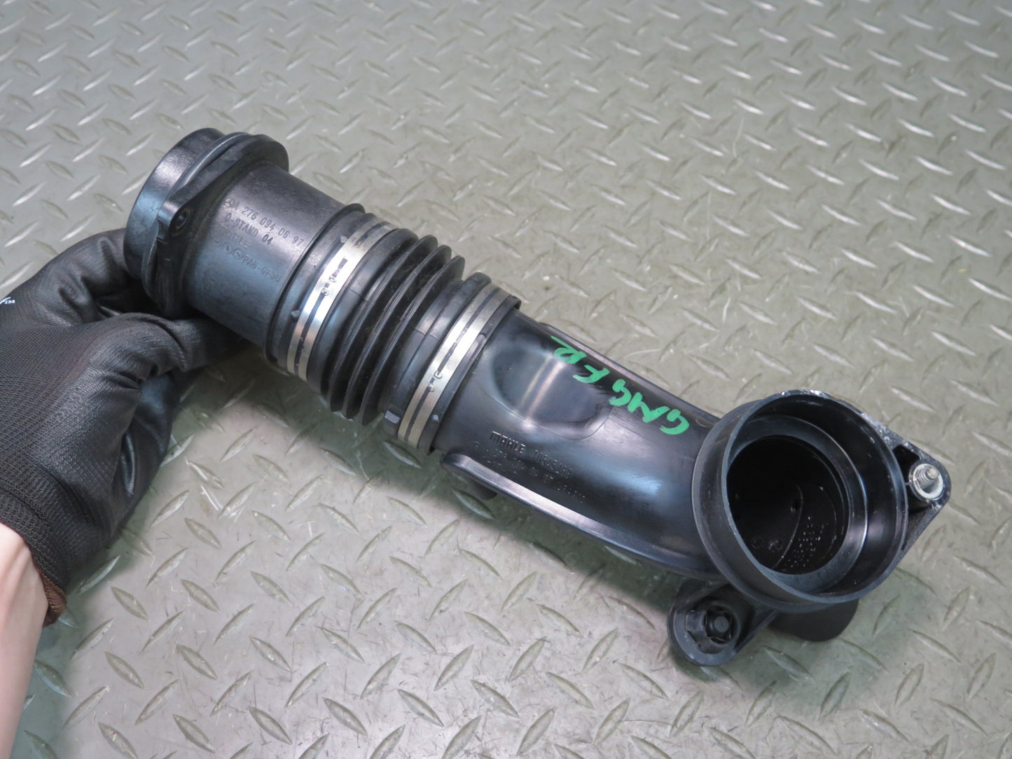 2017-2019 Mercedes X166 GLS450 Right Air Intake Cleaner Hose Pipe Line Set