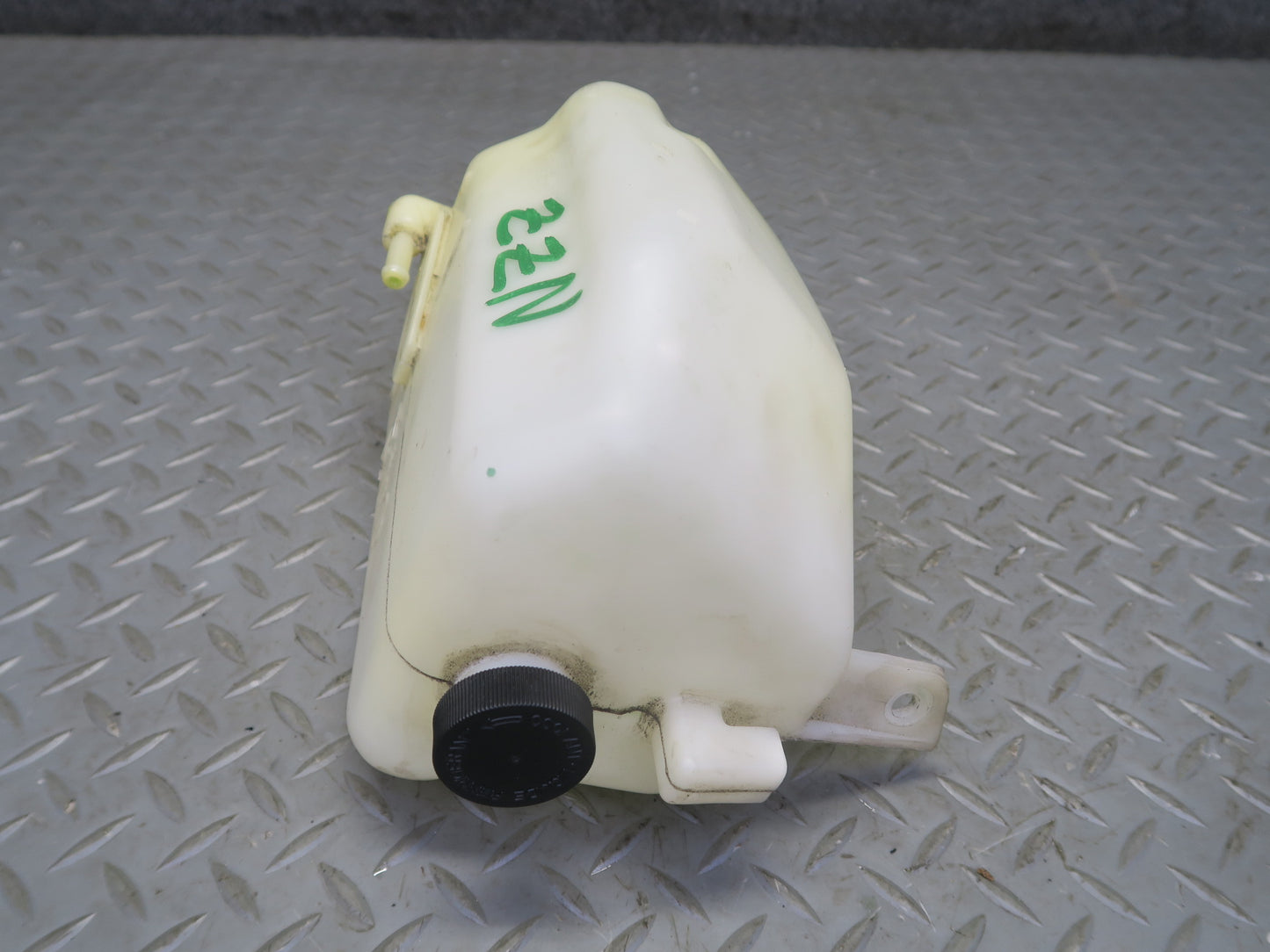 04-06 Nissan 350Z Z33 Coolant Expansion Overflow Reservoir Tank OEM