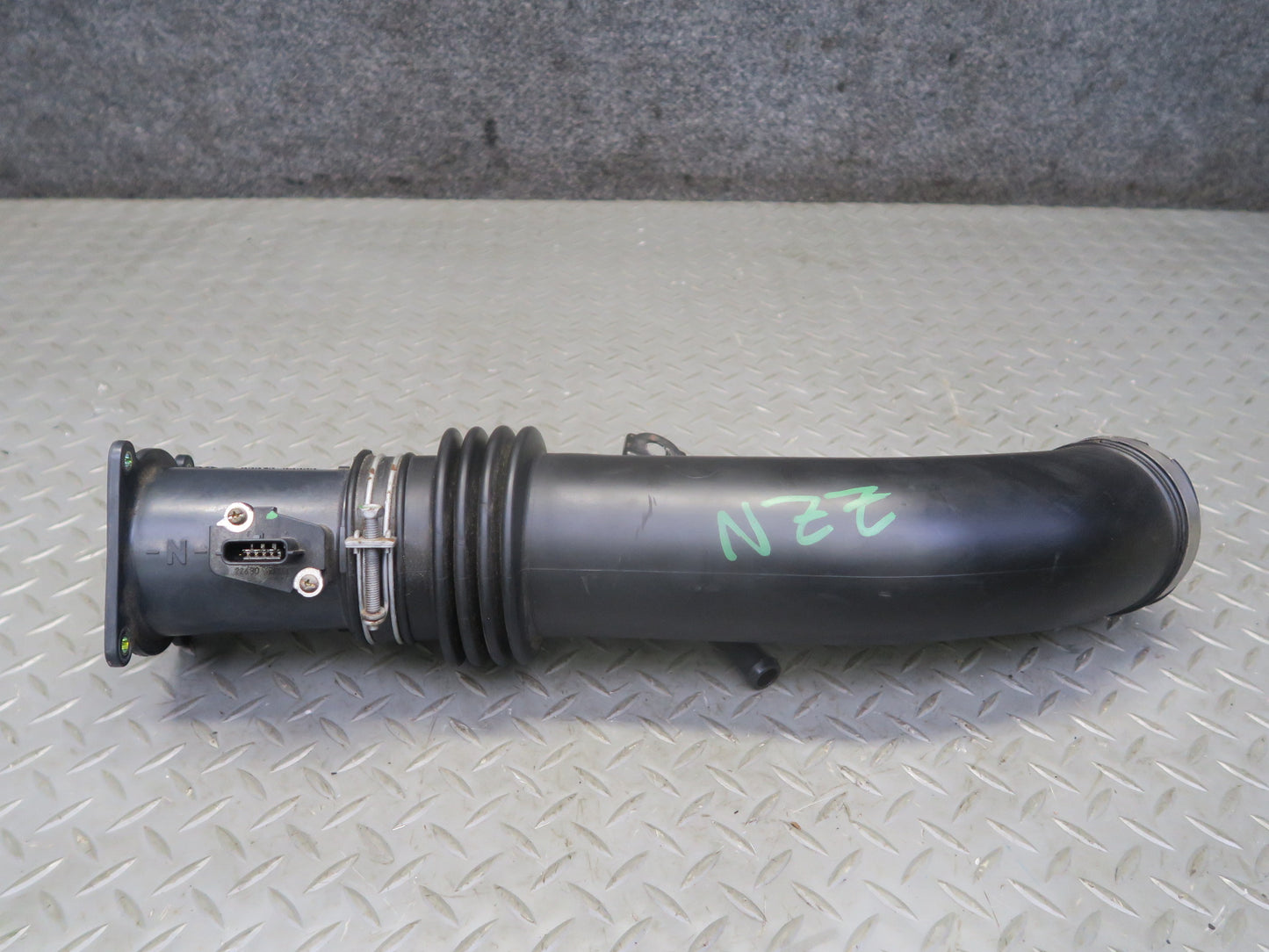 03-06 Nissan 350Z Z33 VQ35DE Engine Air Intake Hose w MAF Sensor OEM