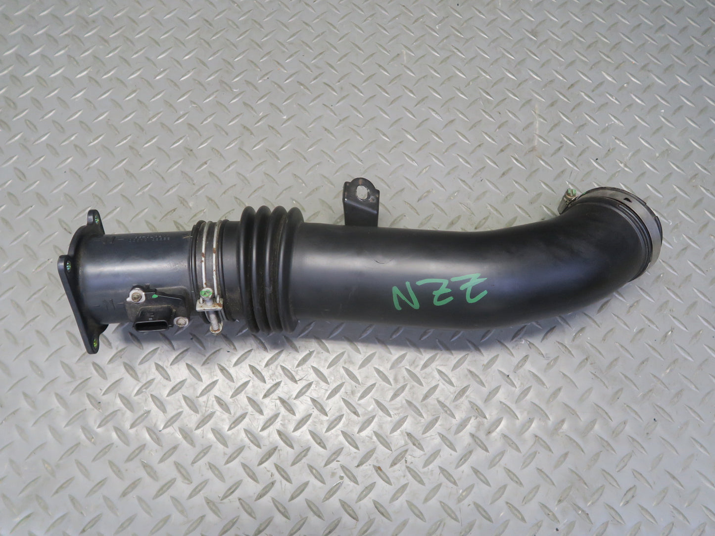 03-06 Nissan 350Z Z33 VQ35DE Engine Air Intake Hose w MAF Sensor OEM