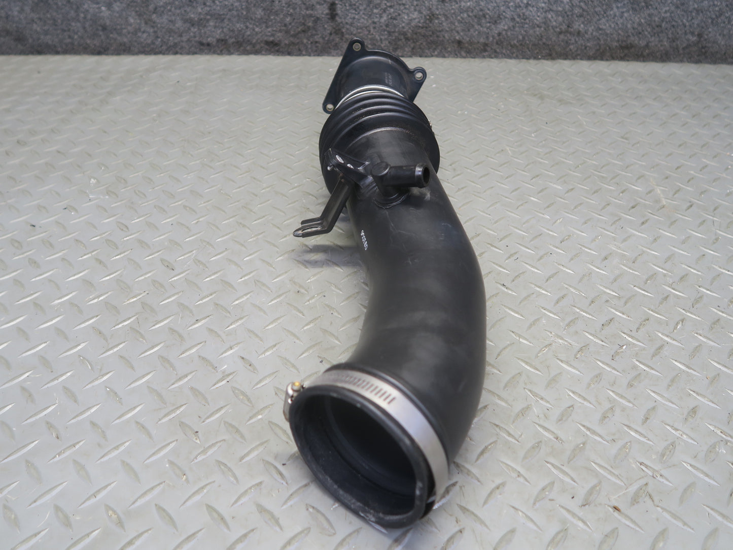 03-06 Nissan 350Z Z33 VQ35DE Engine Air Intake Hose w MAF Sensor OEM