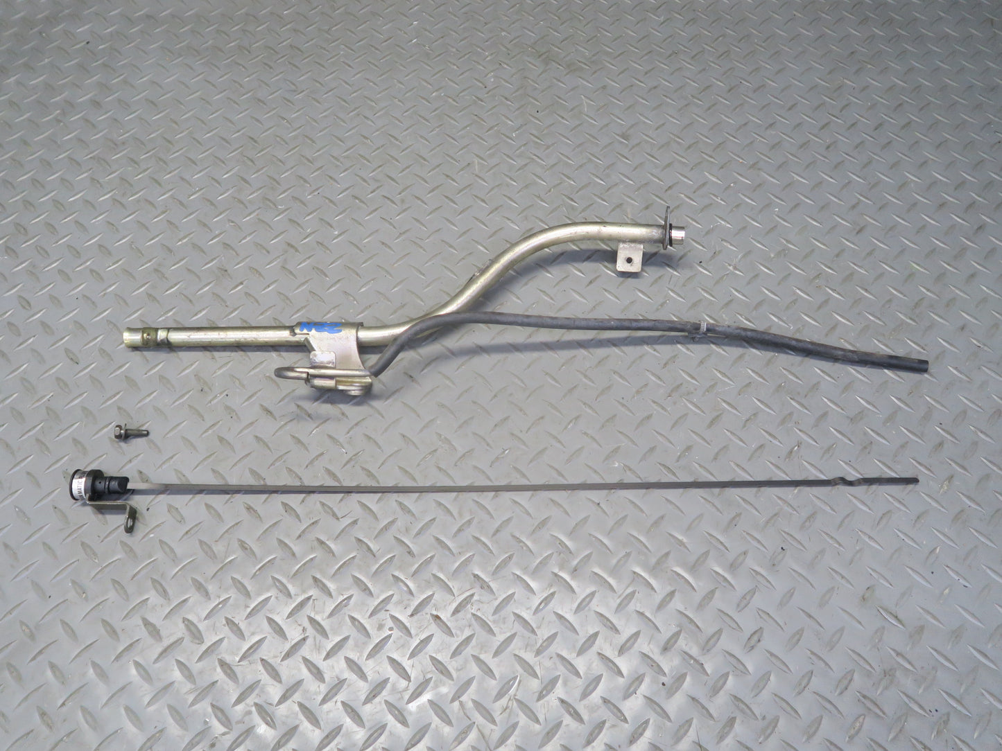 04-06 Nissan 350Z Z33 RE5R05A A/T Transmission Oil Tube w Dipstick OEM