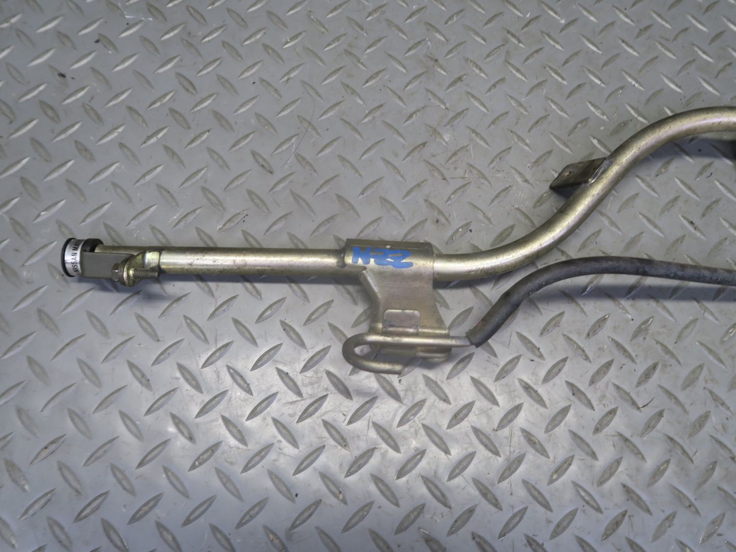 04-06 Nissan 350Z Z33 RE5R05A A/T Transmission Oil Tube w Dipstick OEM