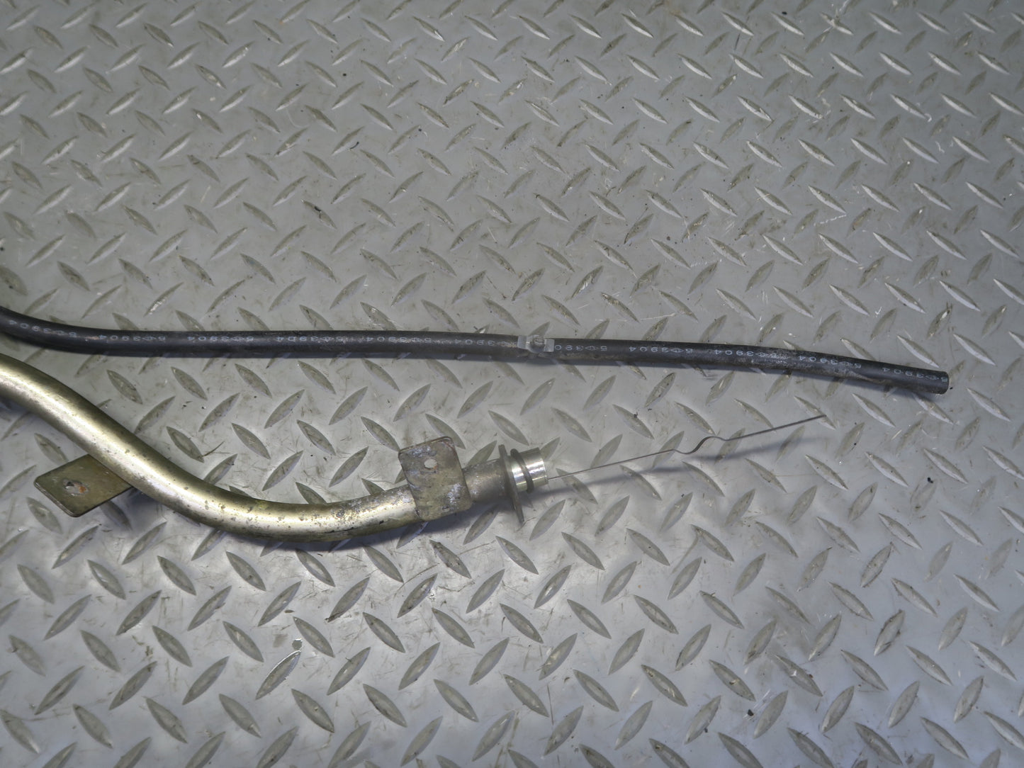 04-06 Nissan 350Z Z33 RE5R05A A/T Transmission Oil Tube w Dipstick OEM
