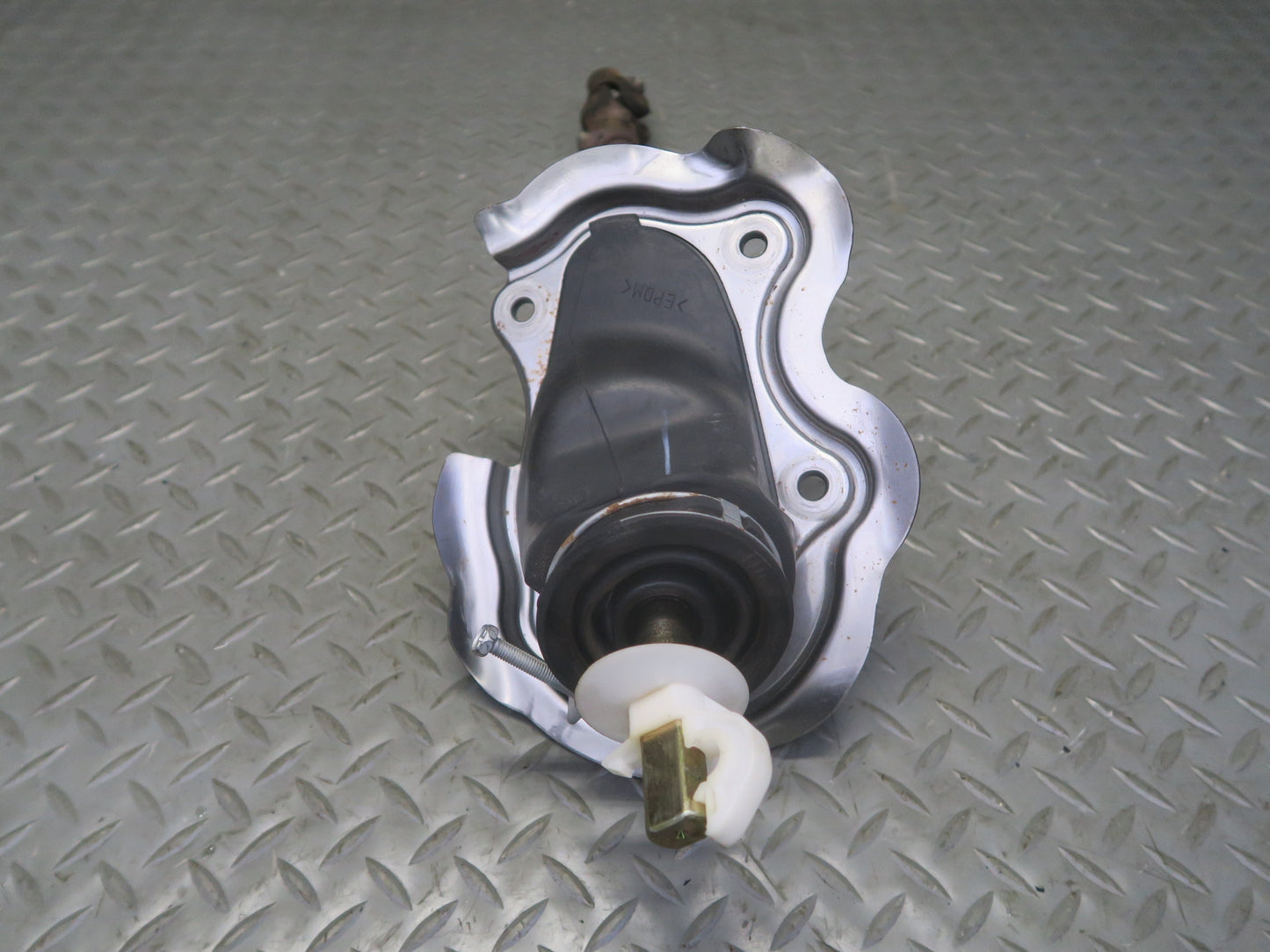 03-05 Nissan 350Z Z33 Lower Steering Column U Joint Shaft 35K Miles OEM