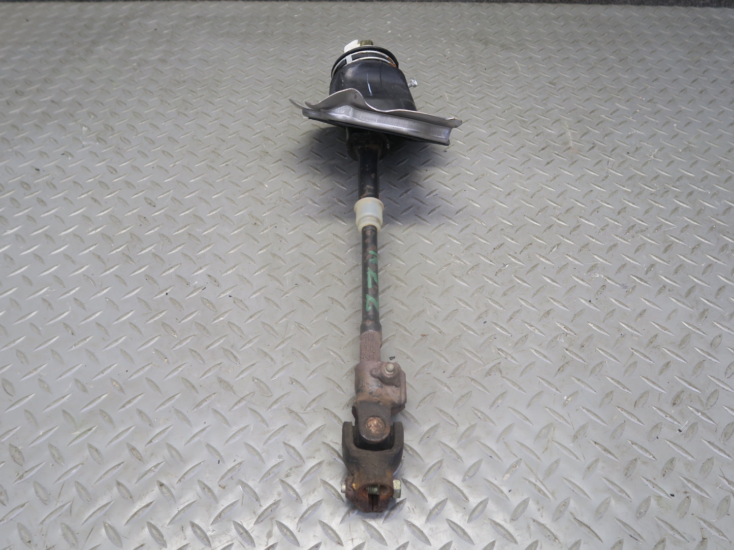 03-05 Nissan 350Z Z33 Lower Steering Column U Joint Shaft 35K Miles OEM
