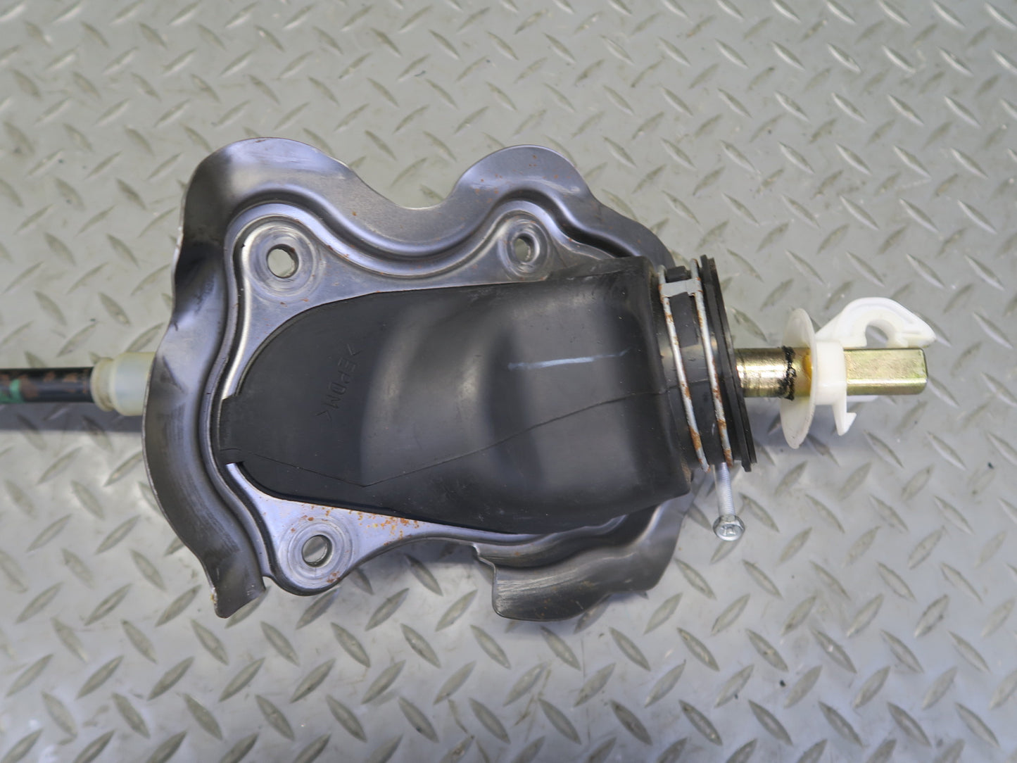 03-05 Nissan 350Z Z33 Lower Steering Column U Joint Shaft 35K Miles OEM