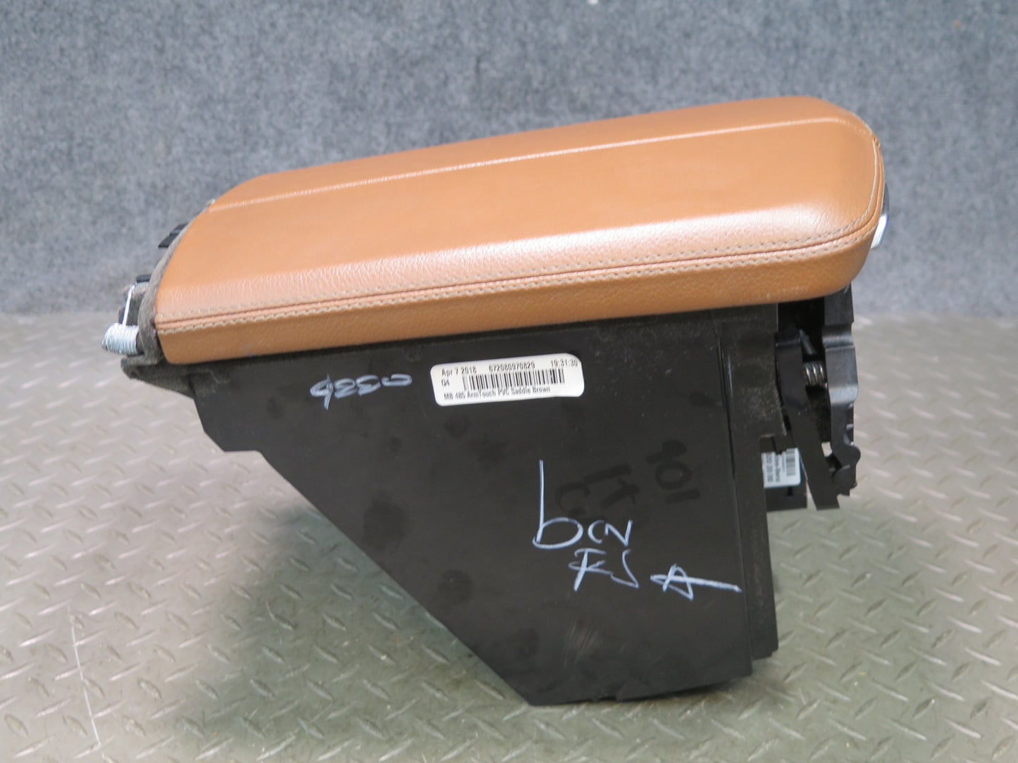 2017-2019 Mercedes X166 GLS450 Center Console Leather Armrest Storage
