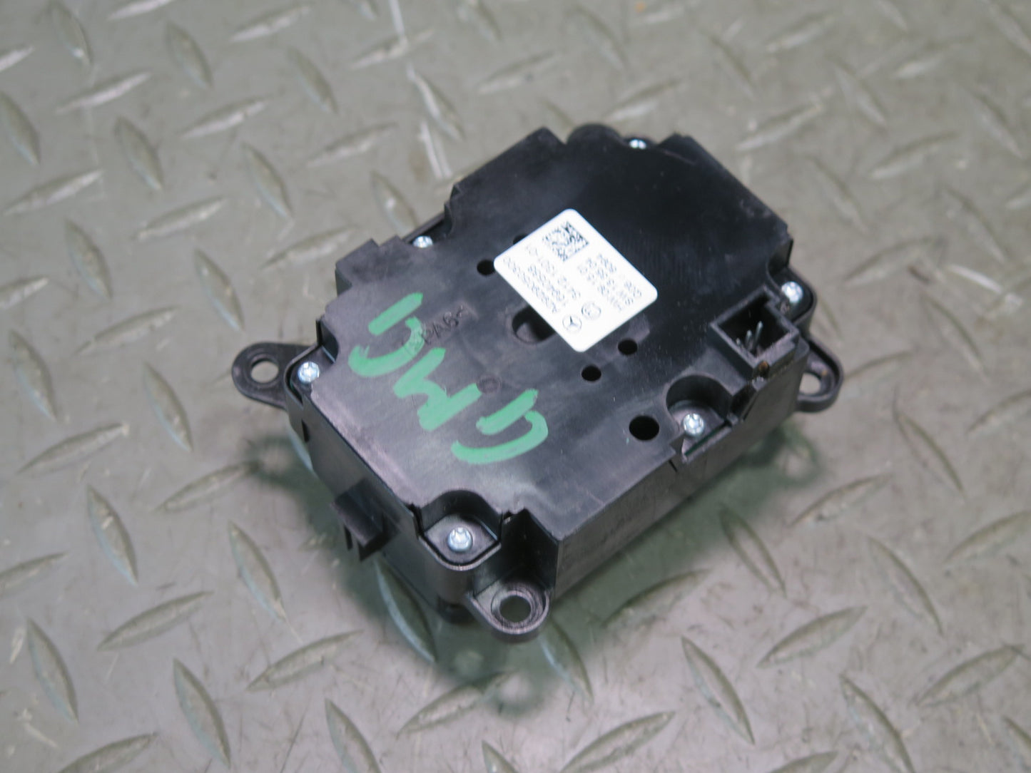 2017-2019 Mercedes X166 GLS450 Hill Descent Height Level Drive Select Switch