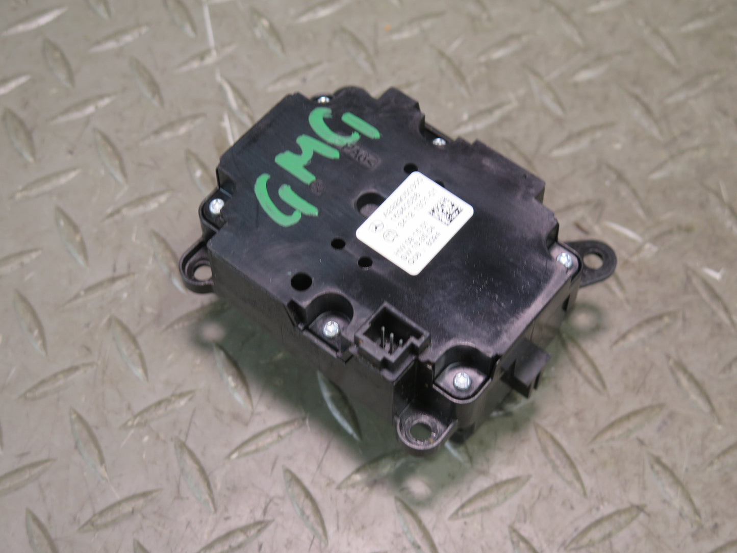 2017-2019 Mercedes X166 GLS450 Hill Descent Height Level Drive Select Switch