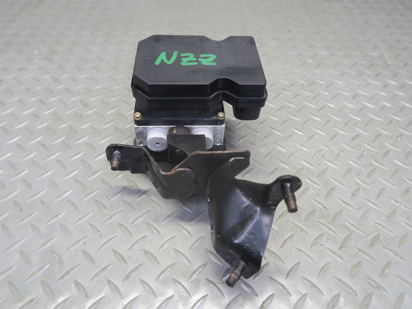 04-05 Nissan Z33 350Z A/T Convertible Anti Lock Brake ABS Pump Module OEM
