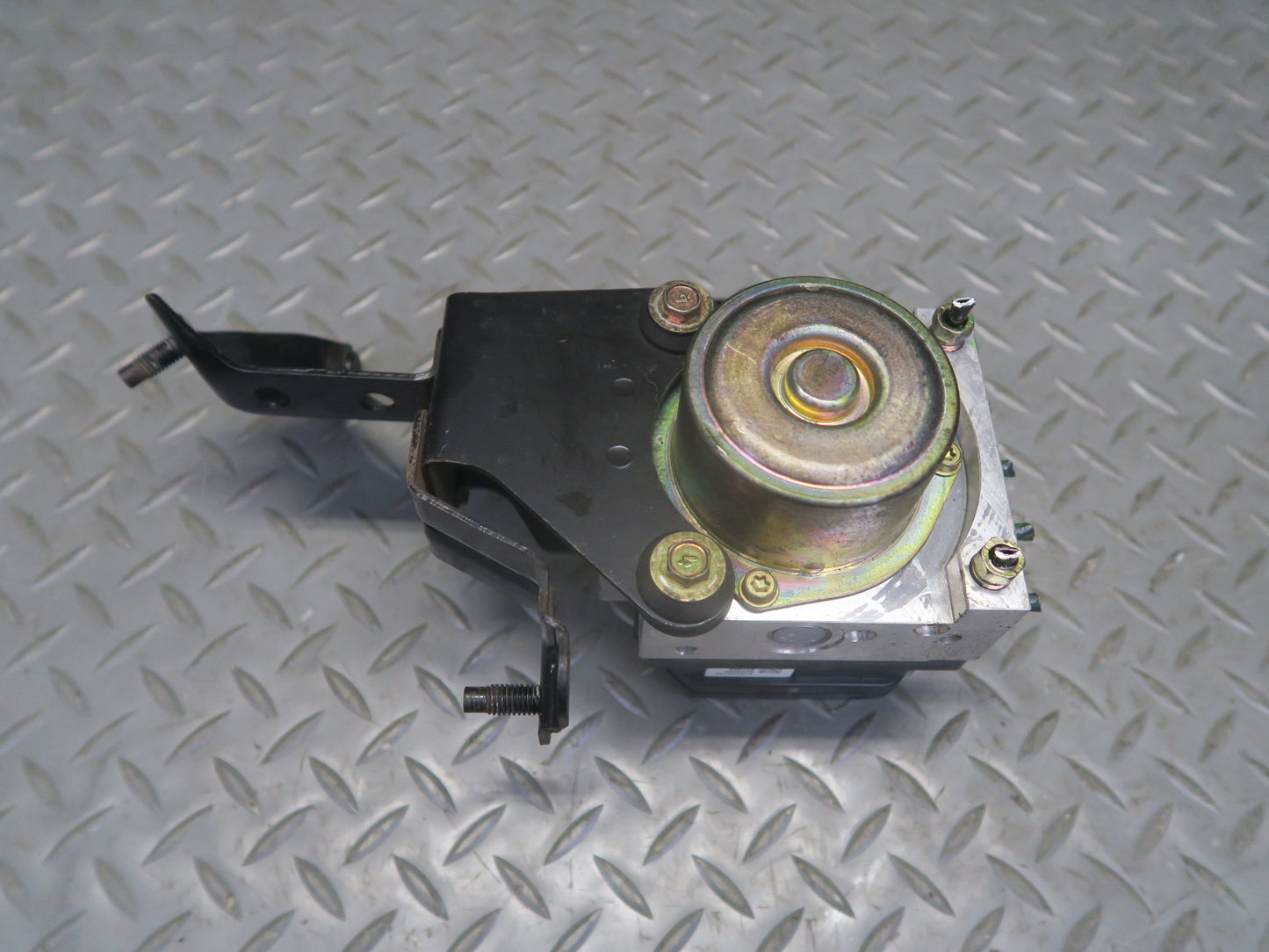 04-05 Nissan Z33 350Z A/T Convertible Anti Lock Brake ABS Pump Module OEM
