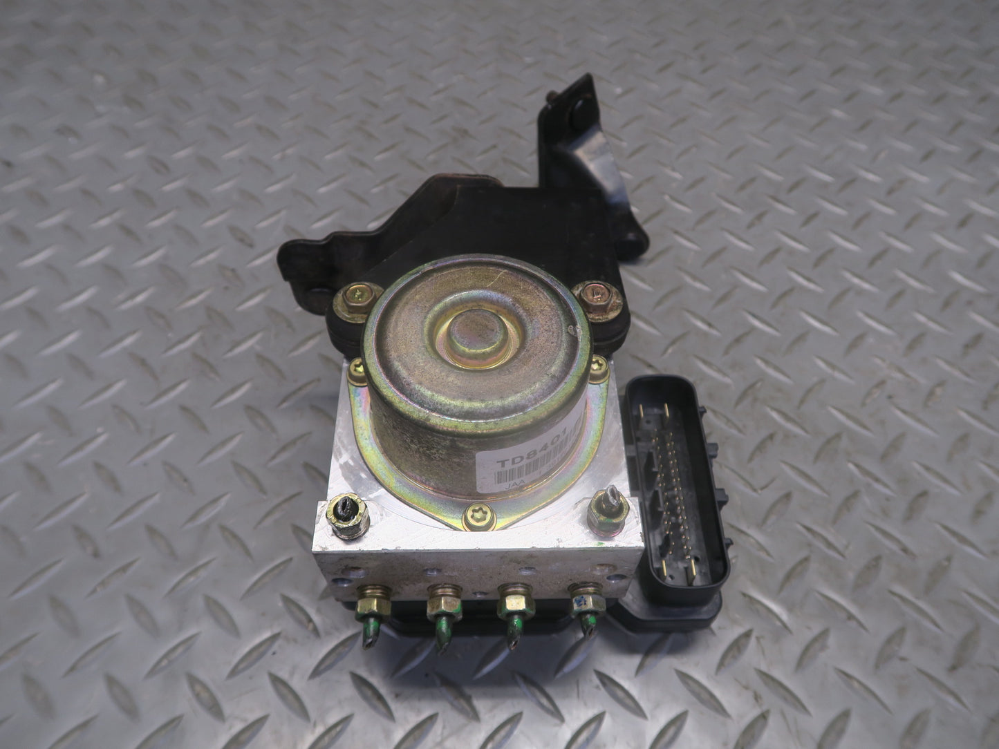 04-05 Nissan Z33 350Z A/T Convertible Anti Lock Brake ABS Pump Module OEM