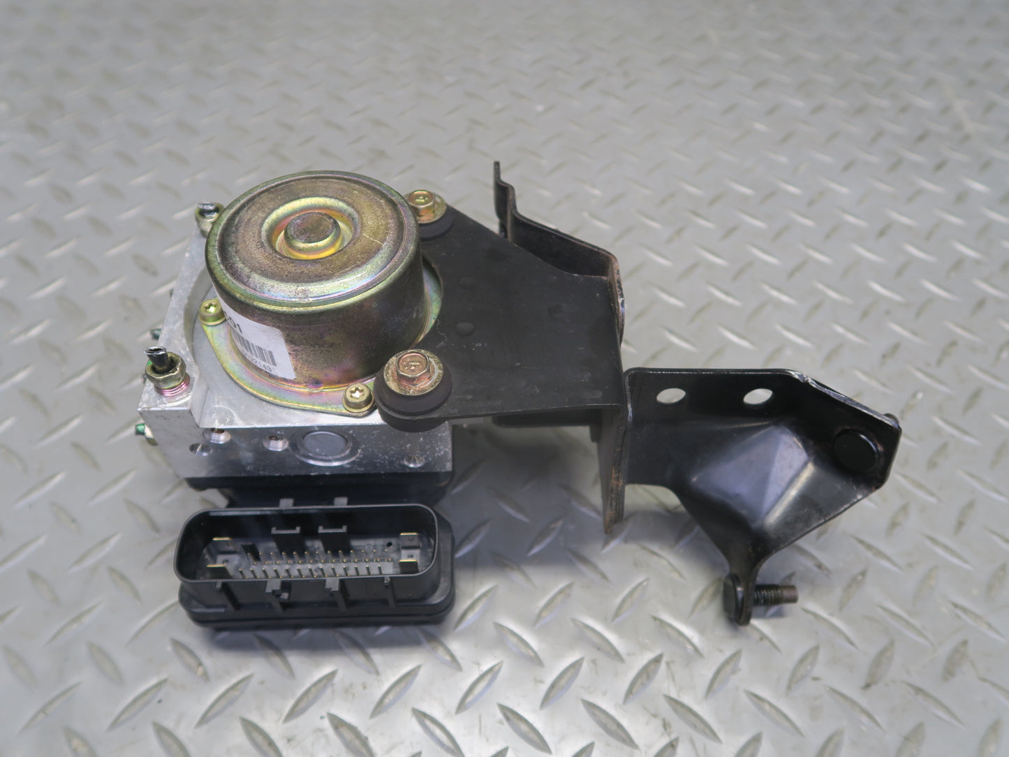04-05 Nissan Z33 350Z A/T Convertible Anti Lock Brake ABS Pump Module OEM
