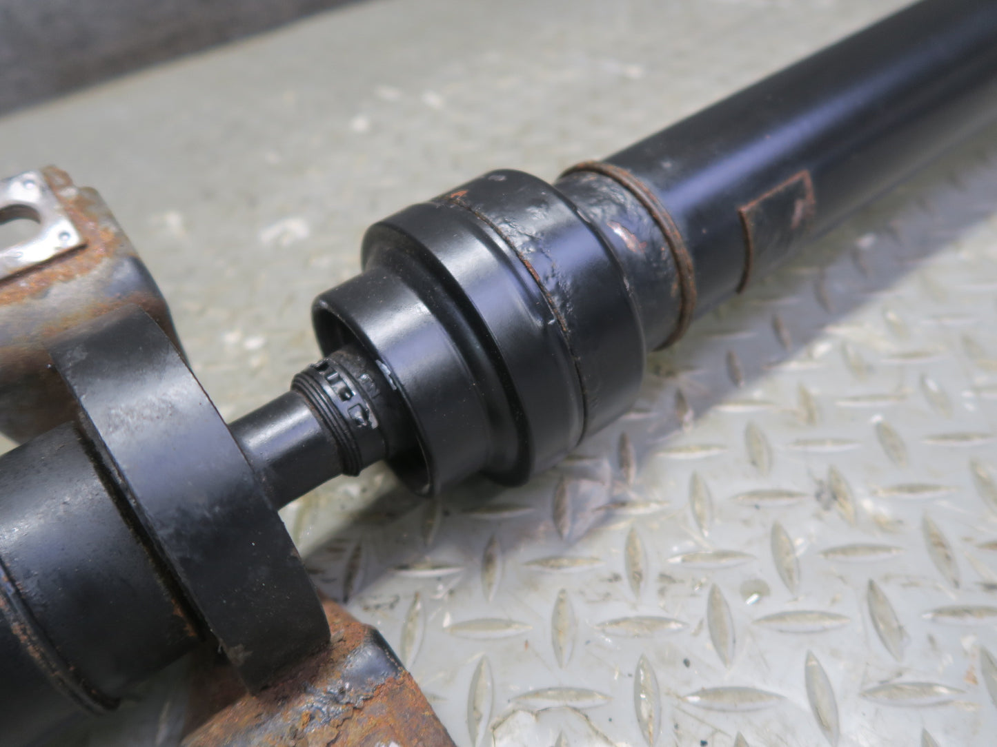 2017-2019 Mercedes X166 GLS450 AWD Rear Drive Shaft Driveshaft 1664102101