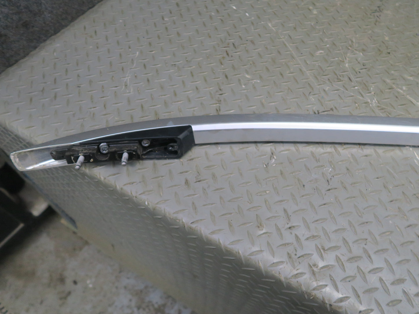 2017-2019 Mercedes X166 GLS450 Left & Right Luggage Roof Rack Rail Set of 2