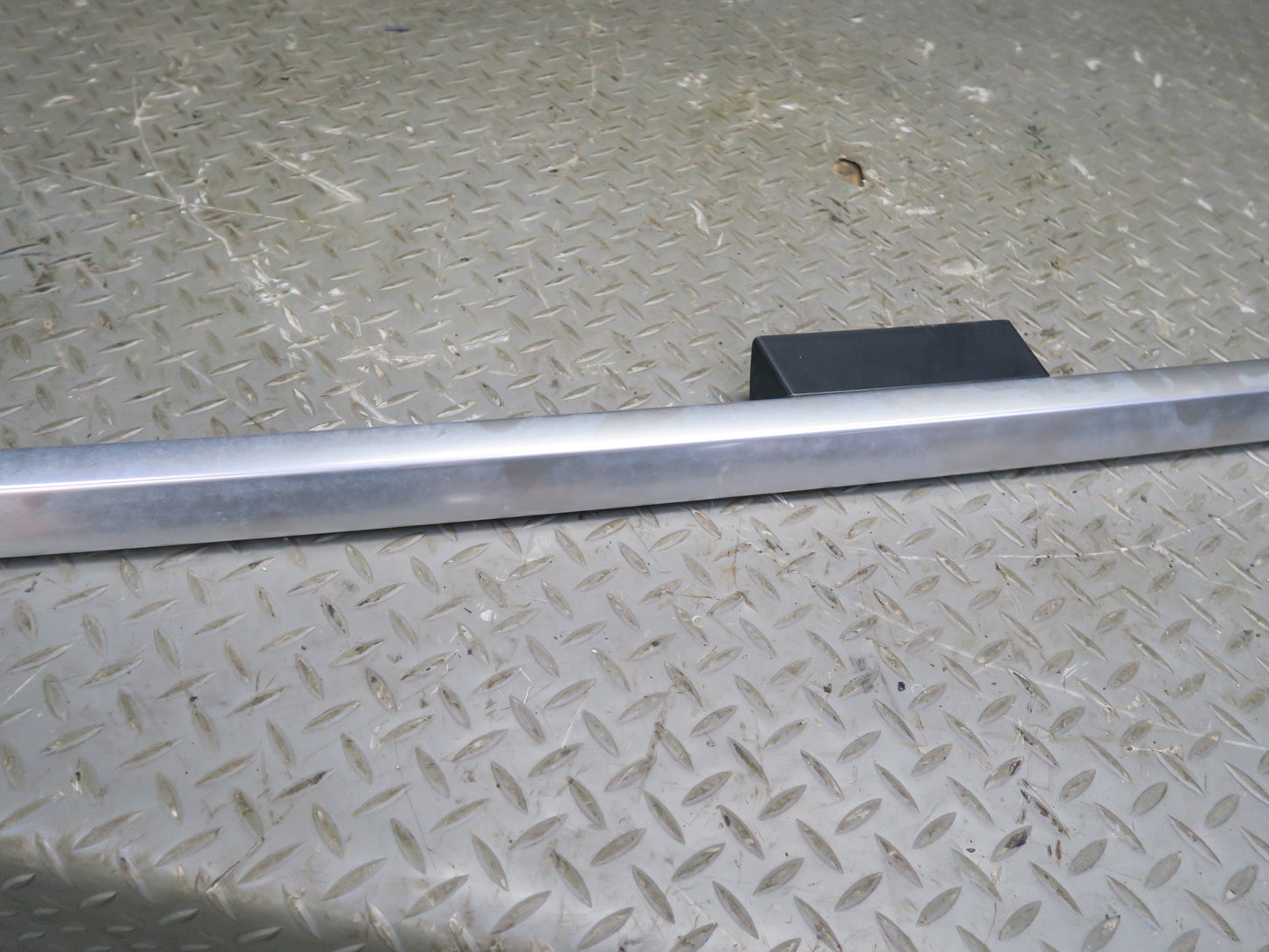 2017-2019 Mercedes X166 GLS450 Left & Right Luggage Roof Rack Rail Set of 2