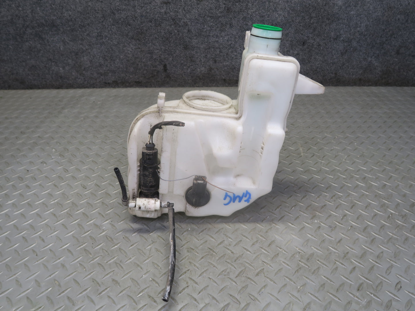 2012-2019 Mercedes X166 GL GLS Windshield Washer Fluid Reservoir Tank w Pump