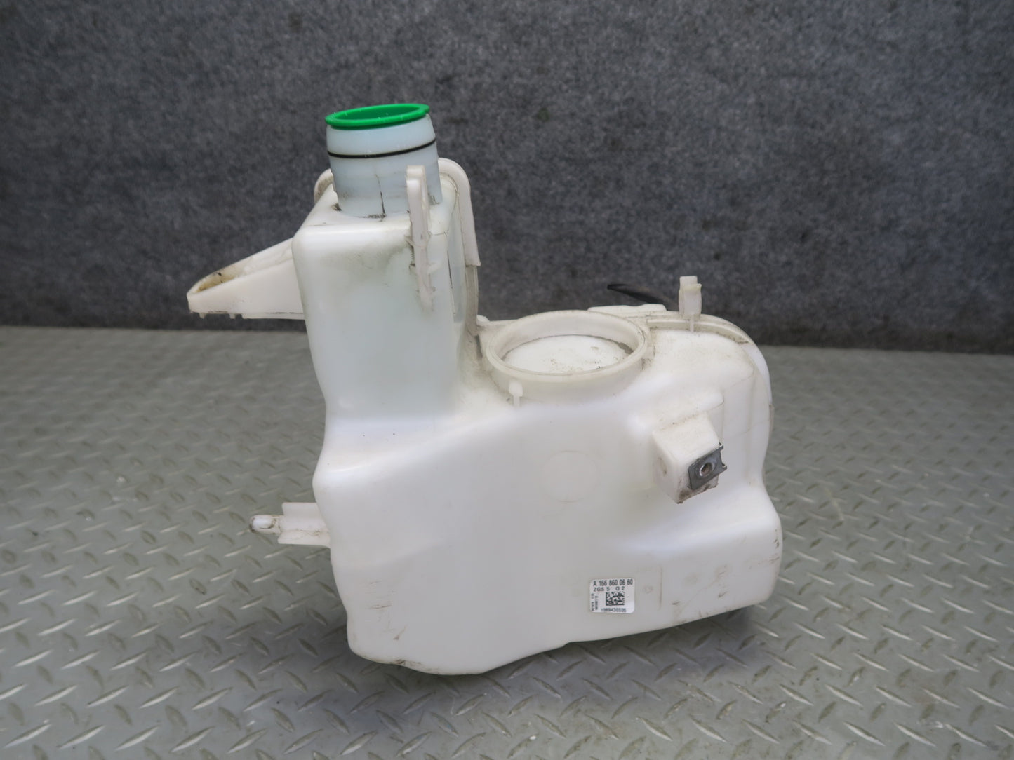 2012-2019 Mercedes X166 GL GLS Windshield Washer Fluid Reservoir Tank w Pump