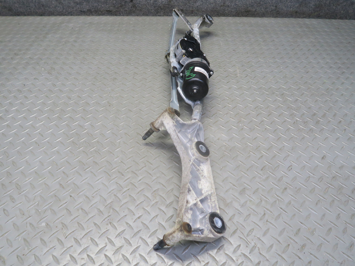 2017-2019 Mercedes X166 GLS450 Front Windshield Wiper Transmission W/ Motor