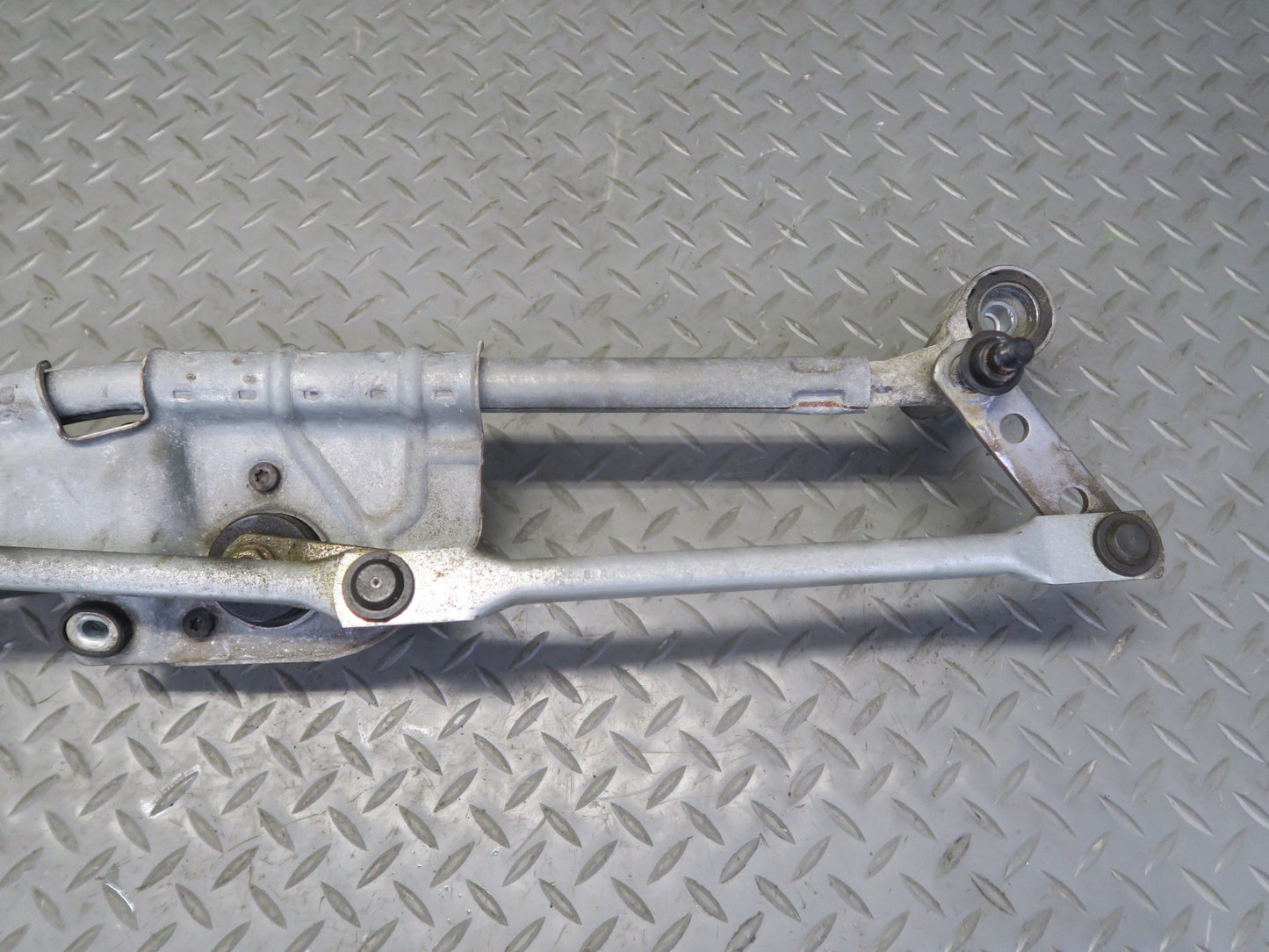 2017-2019 Mercedes X166 GLS450 Front Windshield Wiper Transmission W/ Motor