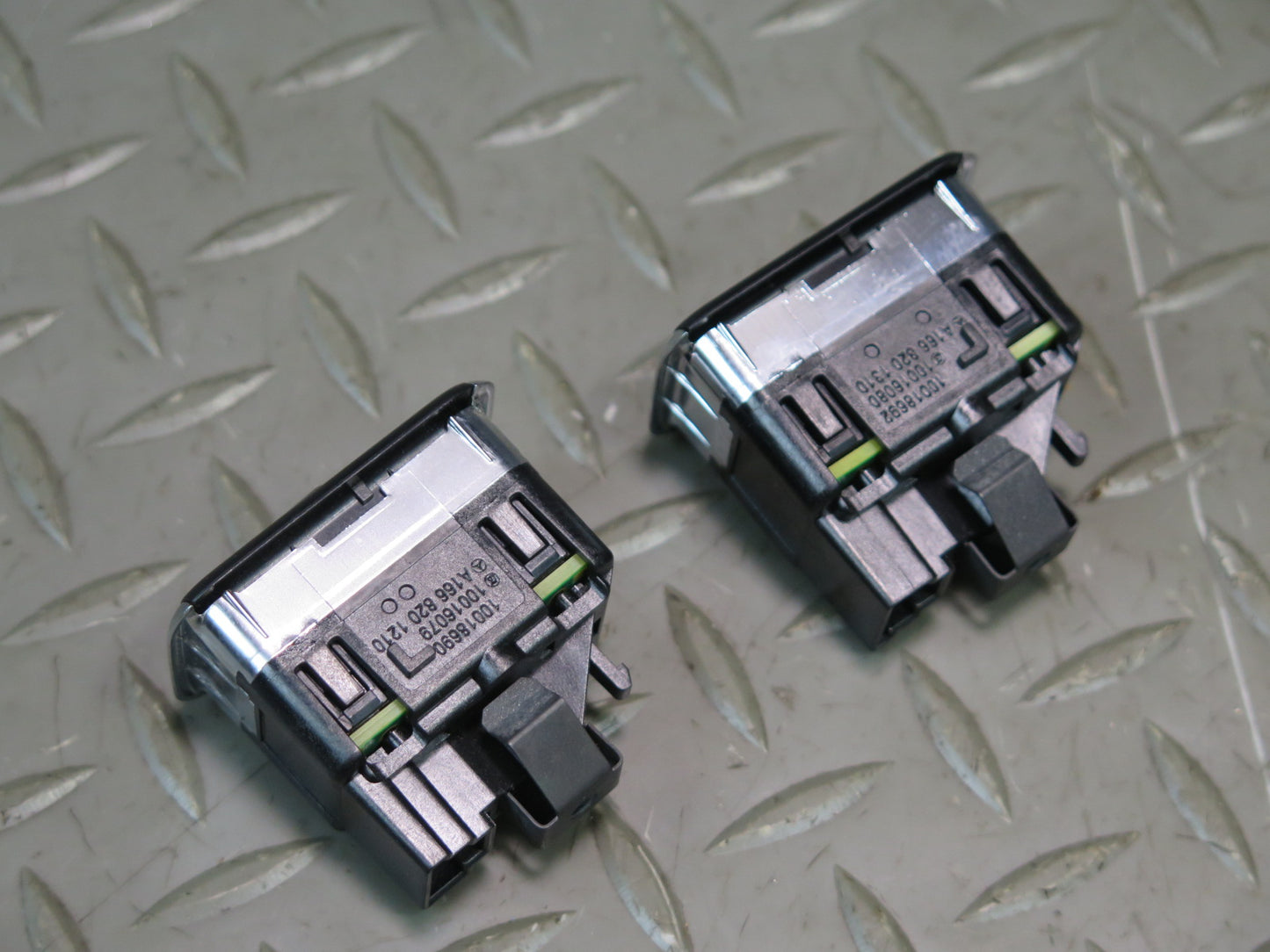 2017-2019 Mercedes X166 GLS450 Rear Right & Left Seat Auto Fold Switch Set of 6