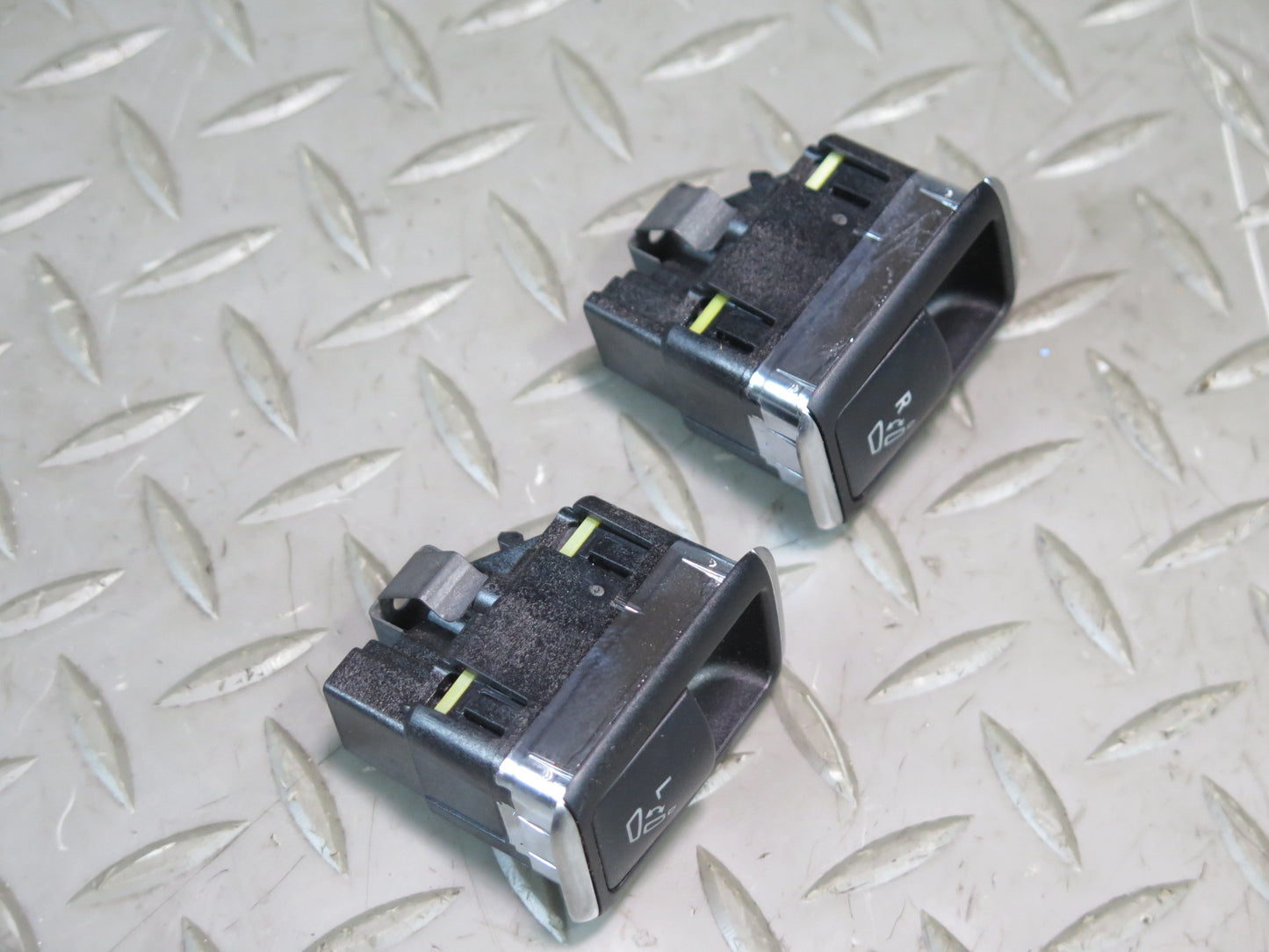 2017-2019 Mercedes X166 GLS450 Rear Right & Left Seat Auto Fold Switch Set of 6