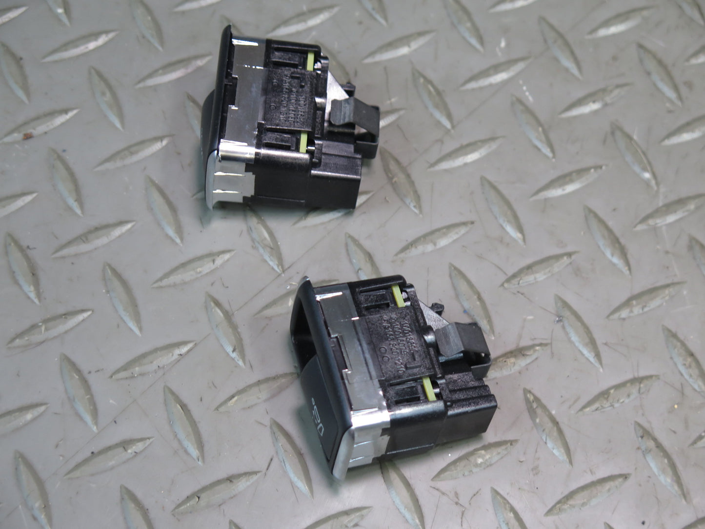 2017-2019 Mercedes X166 GLS450 Rear Right & Left Seat Auto Fold Switch Set of 6