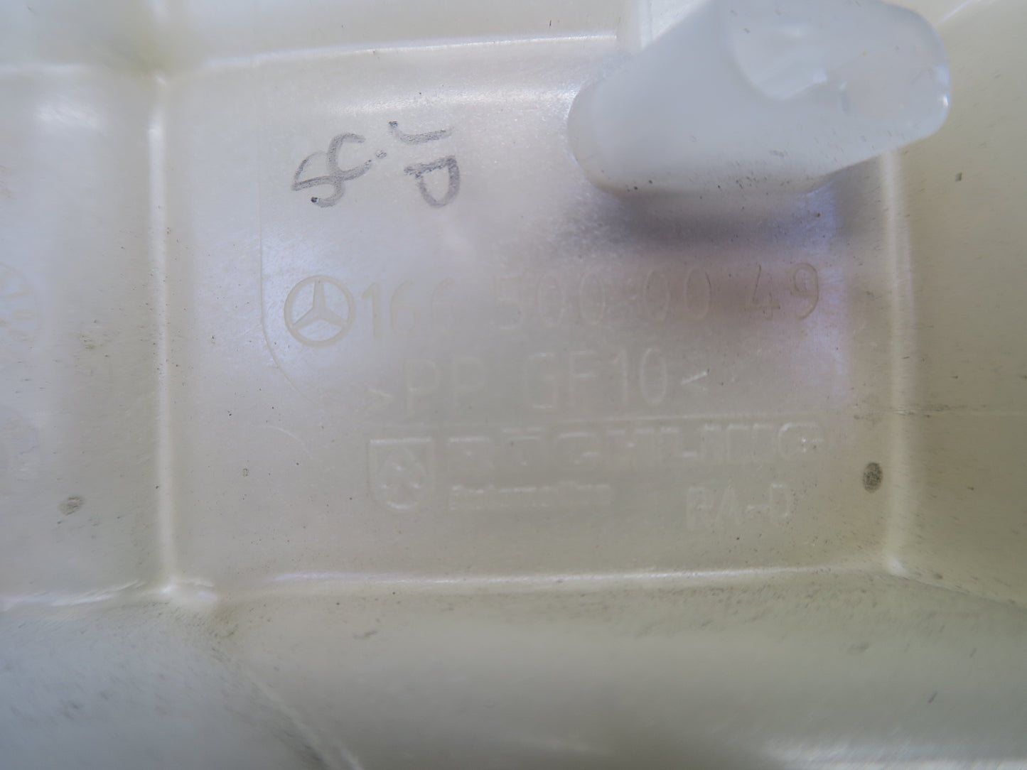 2013-2019 Mercedes X166 GLS450 Coolant Overflow Expansion Reservoir Tank