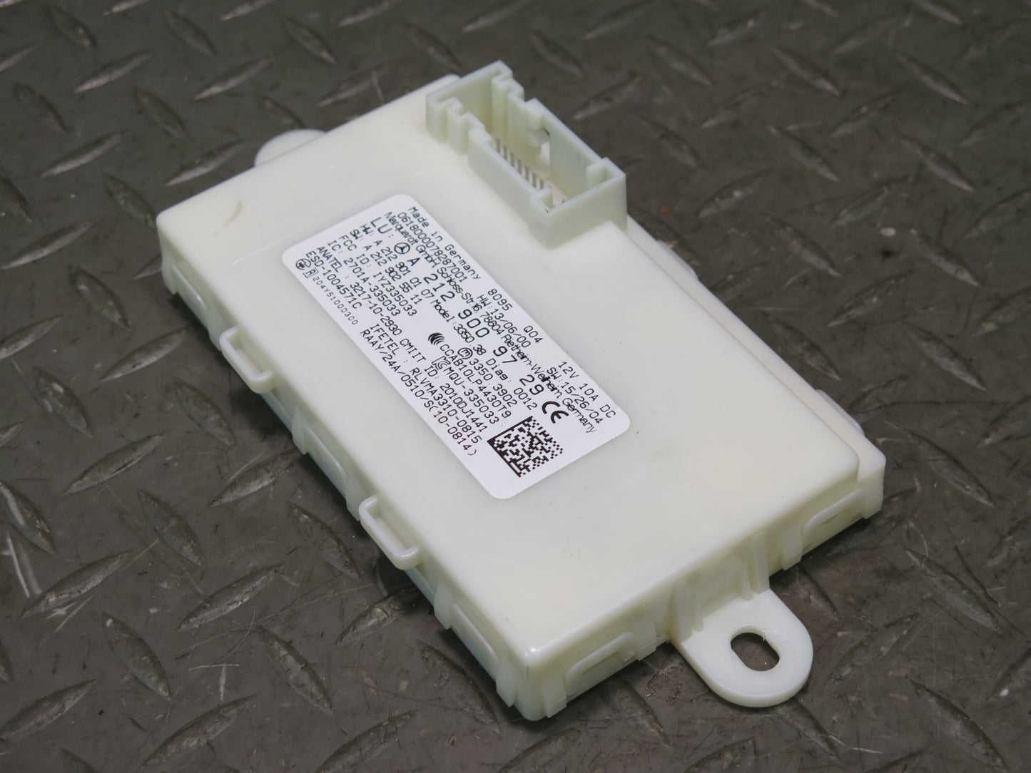 2017-2019 Mercedes X166 GLS450 Keyless Entry Computer Control Module Unit