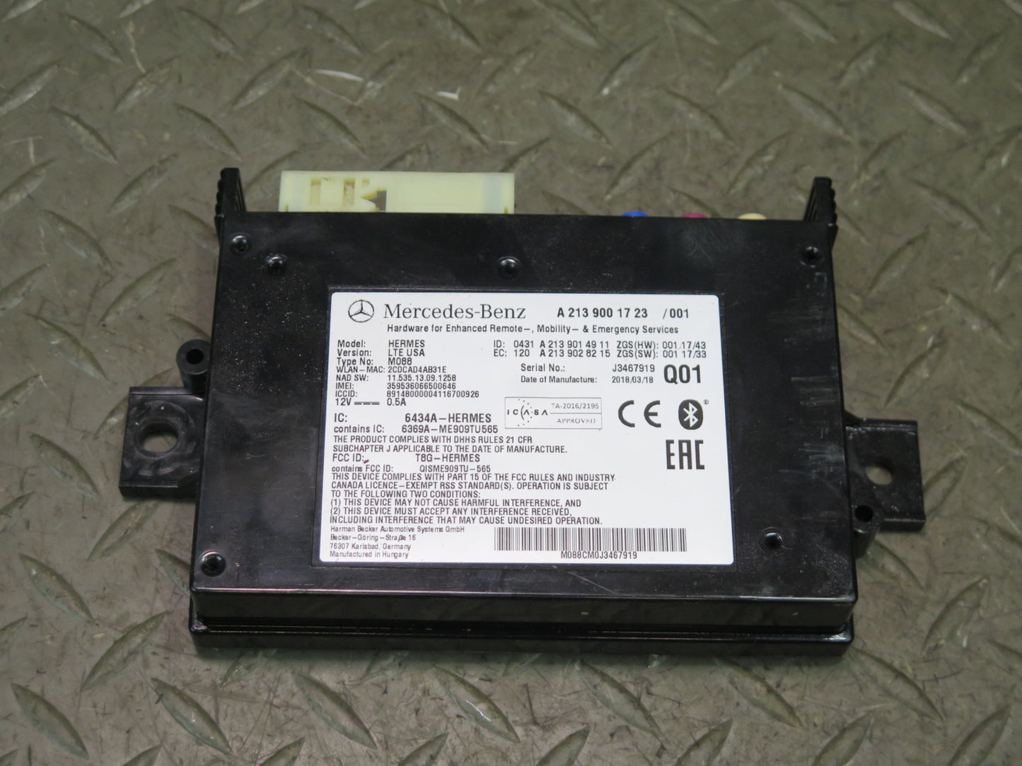 2017-2019 Mercedes X166 GLS450 Telematics Communication Control Module Unit