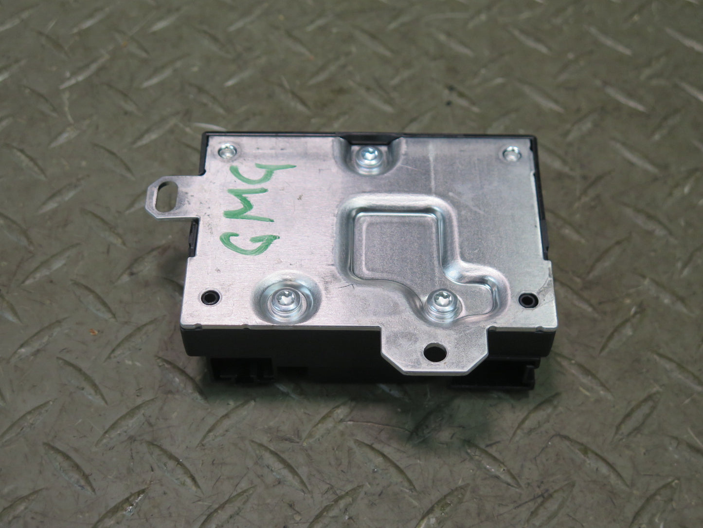 2017-2019 Mercedes X166 GLS450 Fuel Gas Pump Control Module Unit