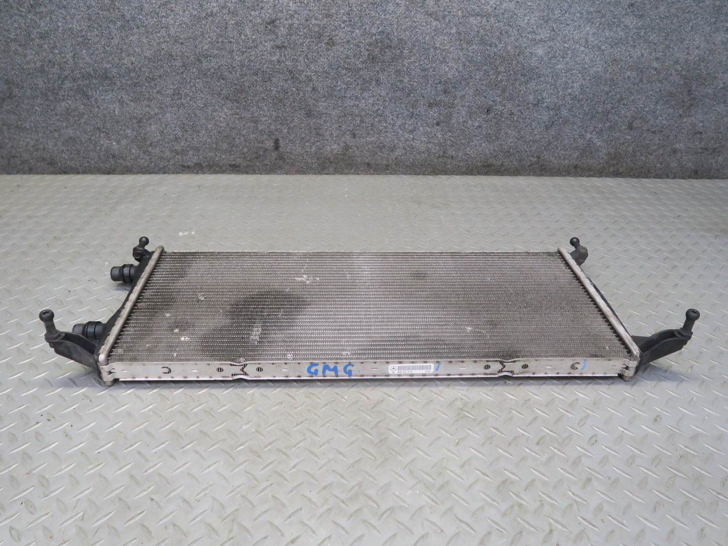 2017-2019 Mercedes X166 GLS450 Engine Cooling Auxiliary Water Cooler Radiator