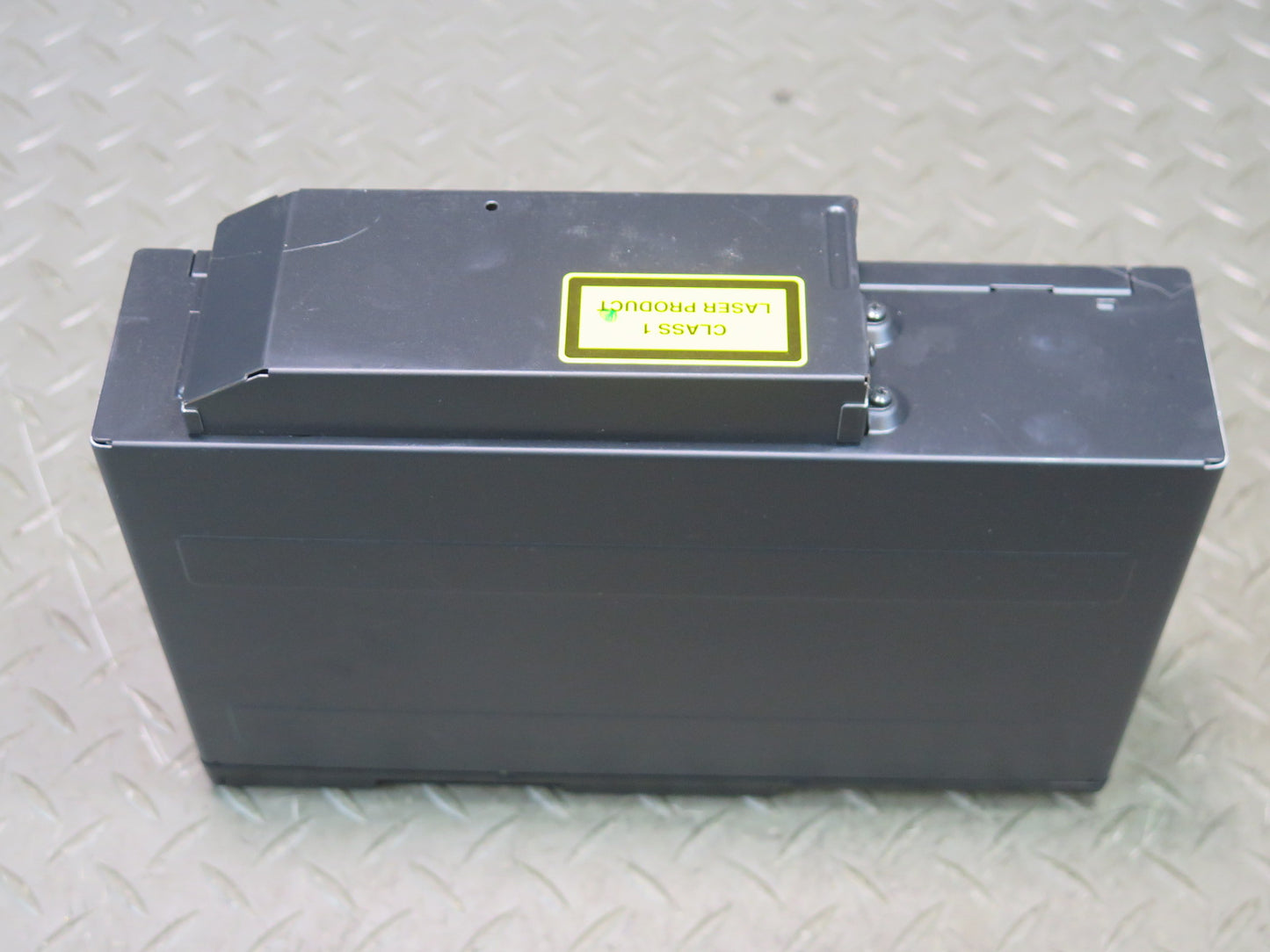 03-08 Mercedes R230 CD Changer Player w Magazine 2038703389 OEM