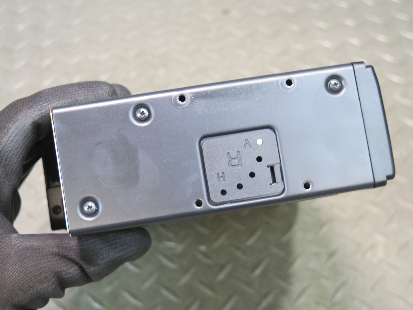 03-08 Mercedes R230 CD Changer Player w Magazine 2038703389 OEM