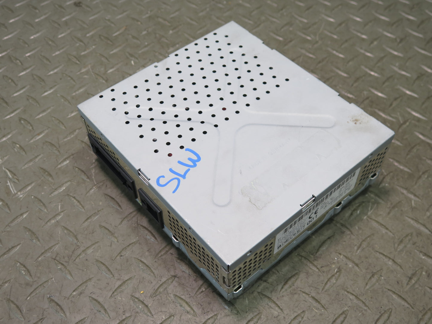 04-08 Mercedes R230 Sl-class Becker Audio Amplifier AMP 2208704189 OEM