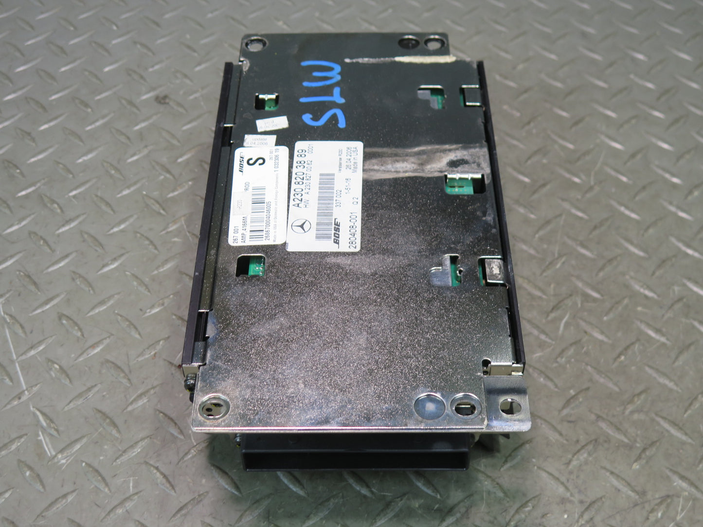 05-08 Mercedes R230 SL500 SL550 SL55 AMG Amplifier Audio AMP Bose 2308203889 OEM